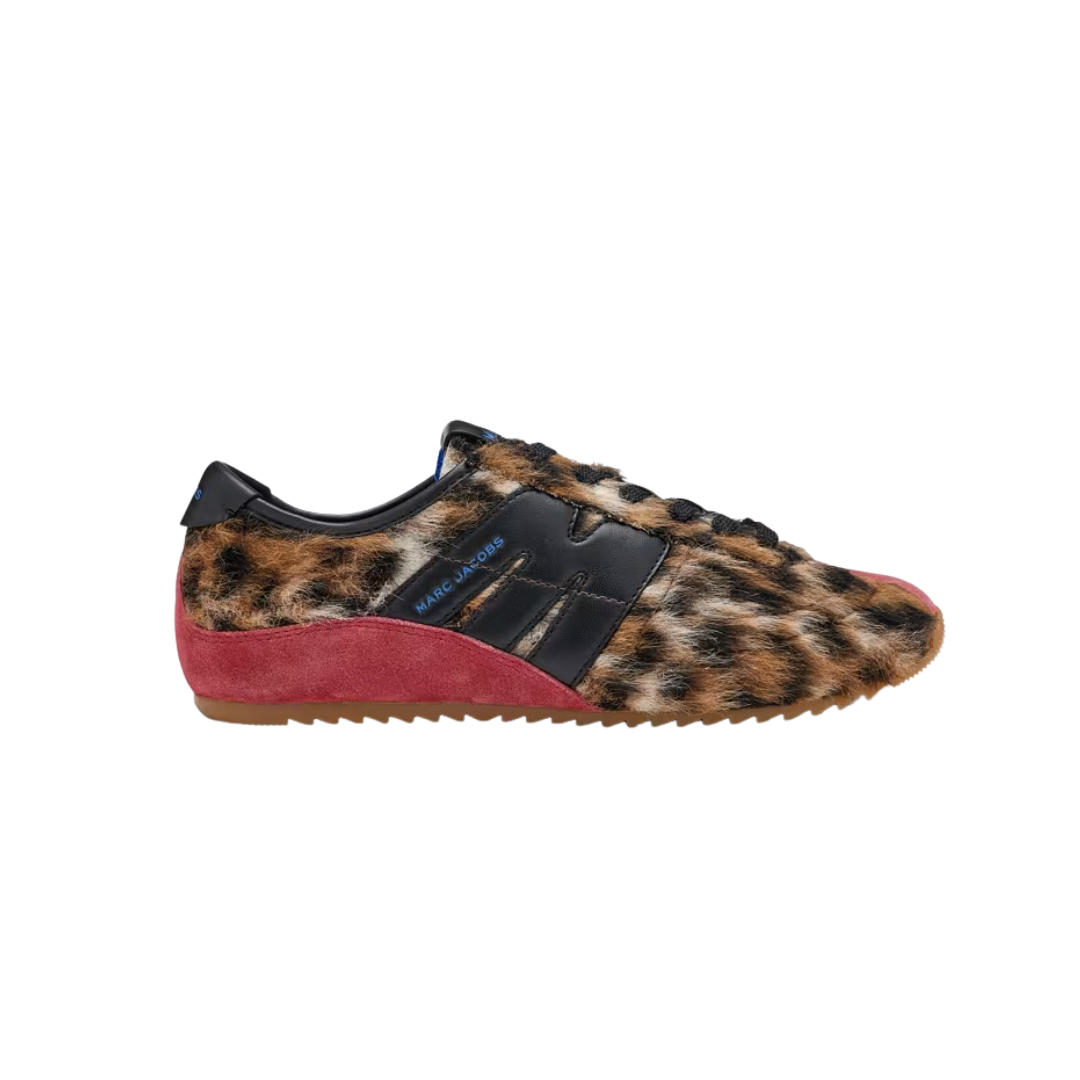 6902189
