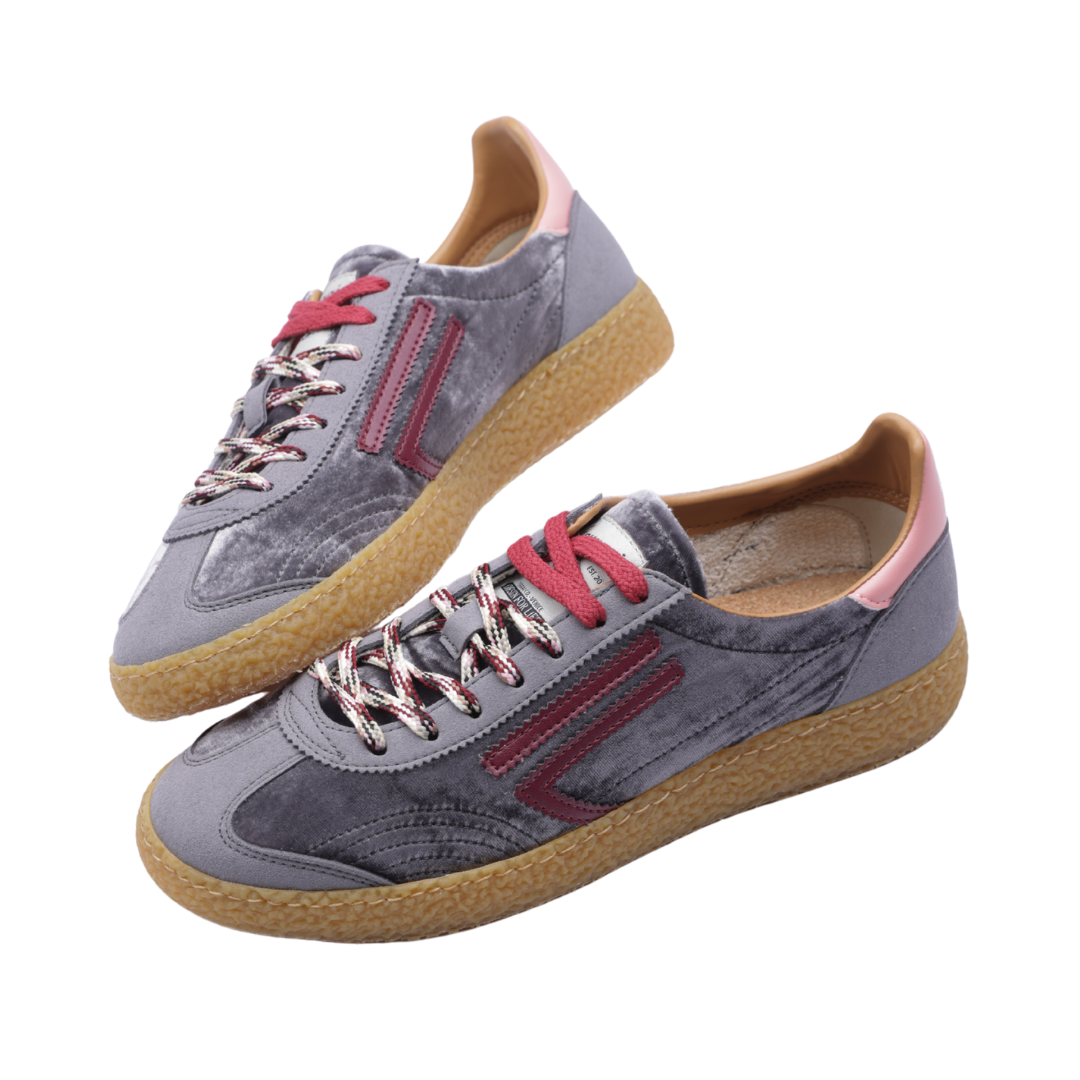 6854911